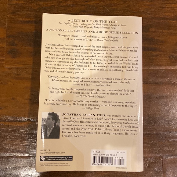 Extremely Loud And Incredibly Close: A Novel | Jonathan Safran Foer - Picture 2 of 3